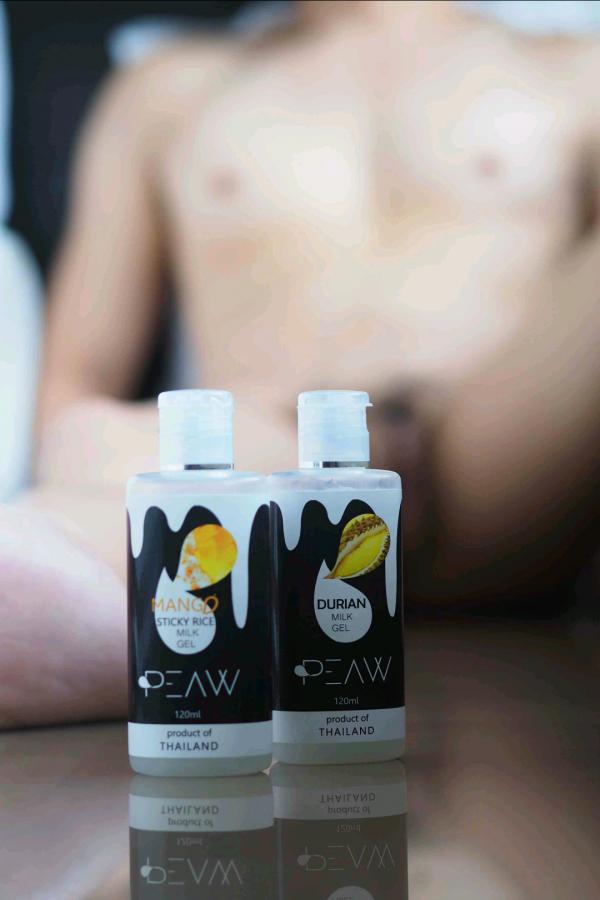 Peaw-1-泰國模型為您的樂趣